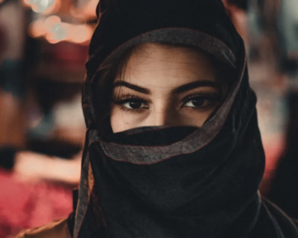 FOTO: Unsplash - Go to MuiZur's profile<br>MuiZur- hidžab, ilustracija