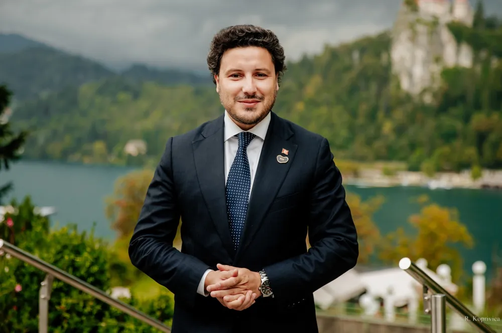 Dritan Abazović