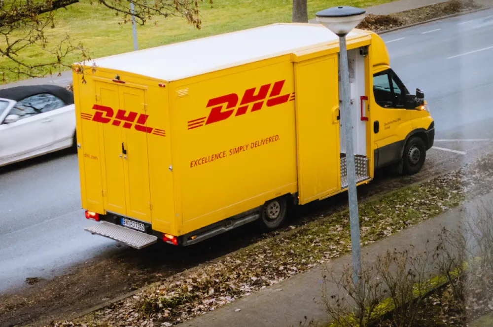 Uprava policije upozorava: Zloupotreba DHL-a na internetu