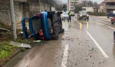Dvoje povrijeđenih u saobraćajnoj nezgodi u Haj Nehaju