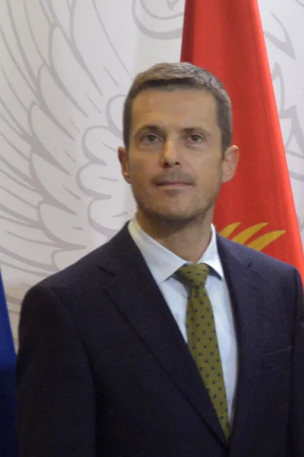 Sa&scaron;a Mujović
