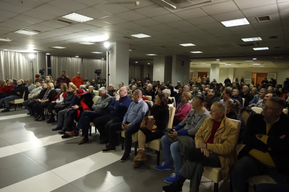 Sa tribine DPS-a u Pljevljima