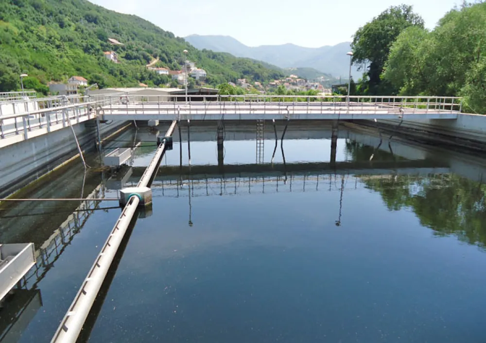 Počeli radovi na postroјenju za preči&scaron;ćavanje otpadnih voda u Herceg Novom: Prvo dezinfekciјa tankova, pa rekonstrukciјa