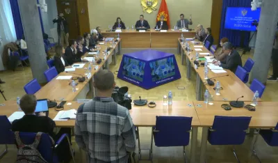 FOTO: Skrin&scaron;ot- youtube