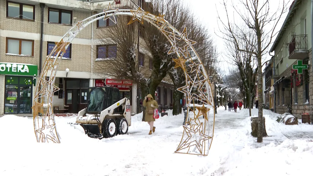 Prvi ovogodi&scaron;nji snijeg u Kola&scaron;inu