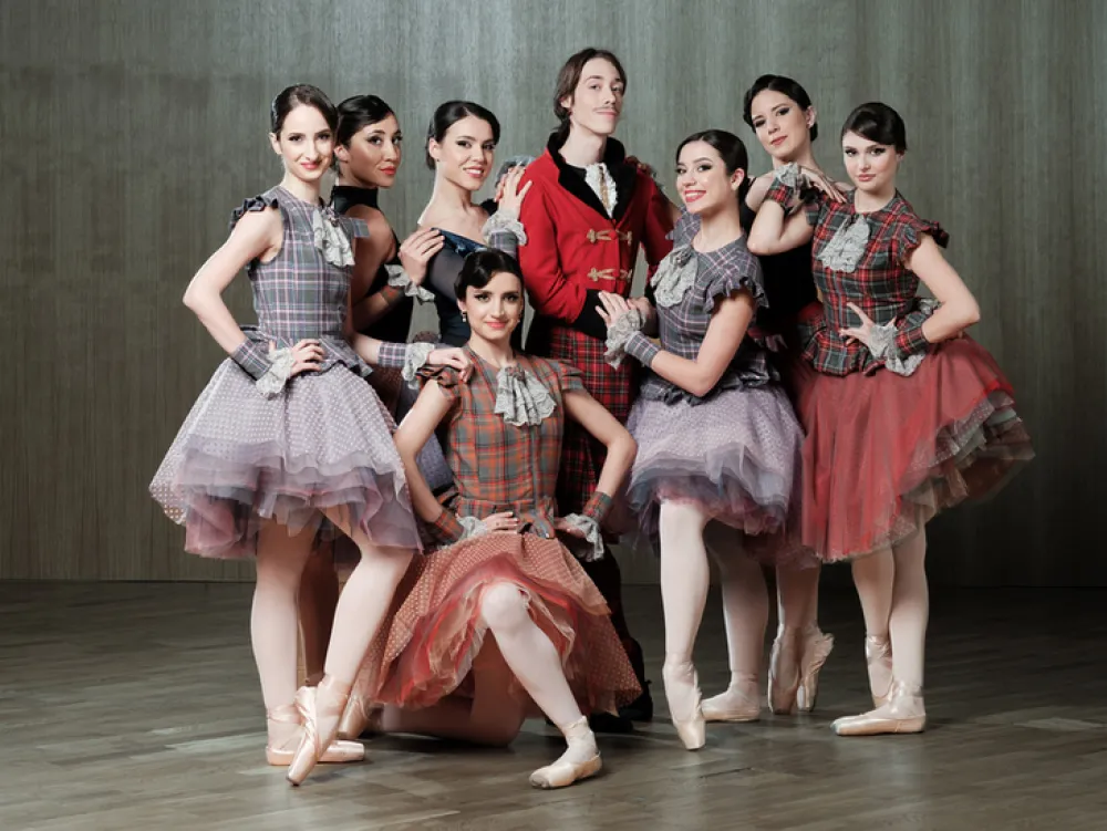 Ansambl baleta "Maskarada"