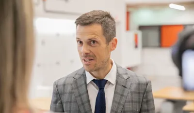 Sa&scaron;a Mujović, dekan ETF-a