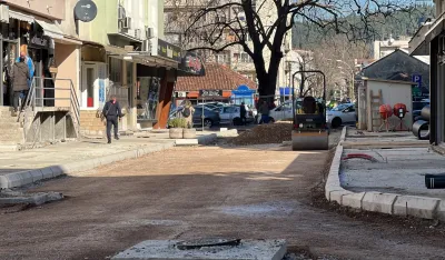 Izvođač radova u Bal&scaron;ićevoј ulici priznaјe: Asfaltiranje prve faze kasni 15 dana