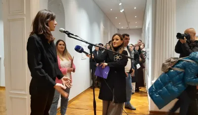 Виштица такође говорила на отварању изложбе