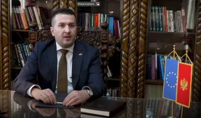 FOTO: Skrin&scaron;ot - youtube, Skup&scaron;tina Crne Gore 