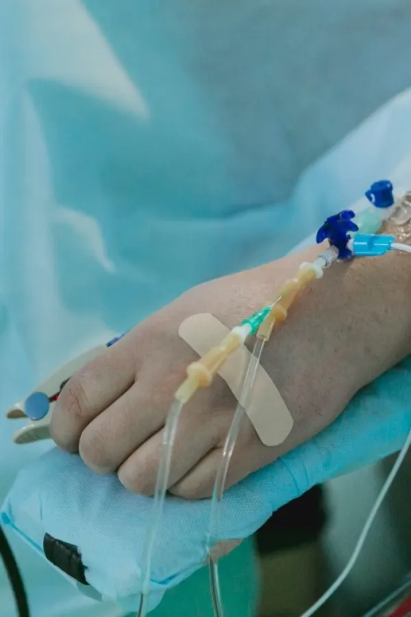 FOTO: Unsplash - Olga Kononenko<br>Bolnica, pacijent, gripa, virus, bolest, 