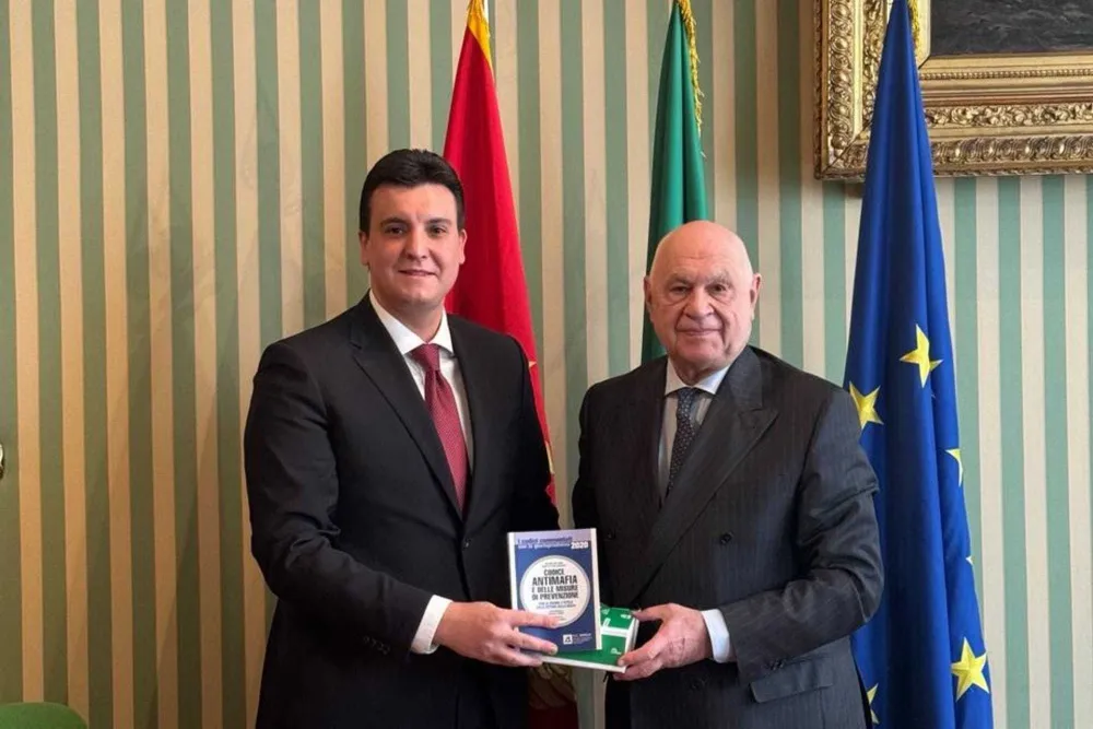 Italija će pomoći u dono&scaron;enju "antimafija" zakona