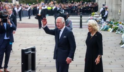 Kralj Čarls i Kamila