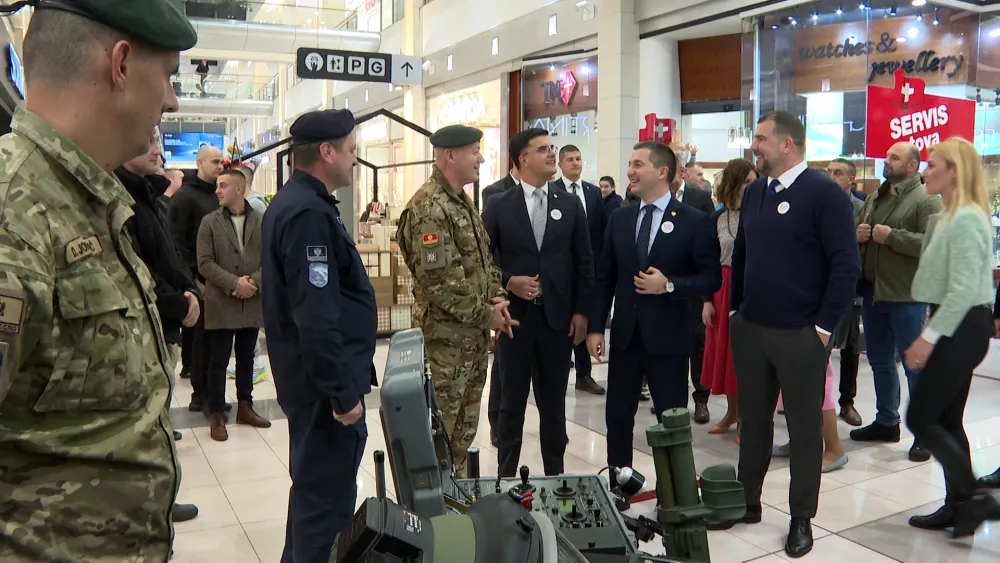 MUP i MO, događaj u Big fashion-u