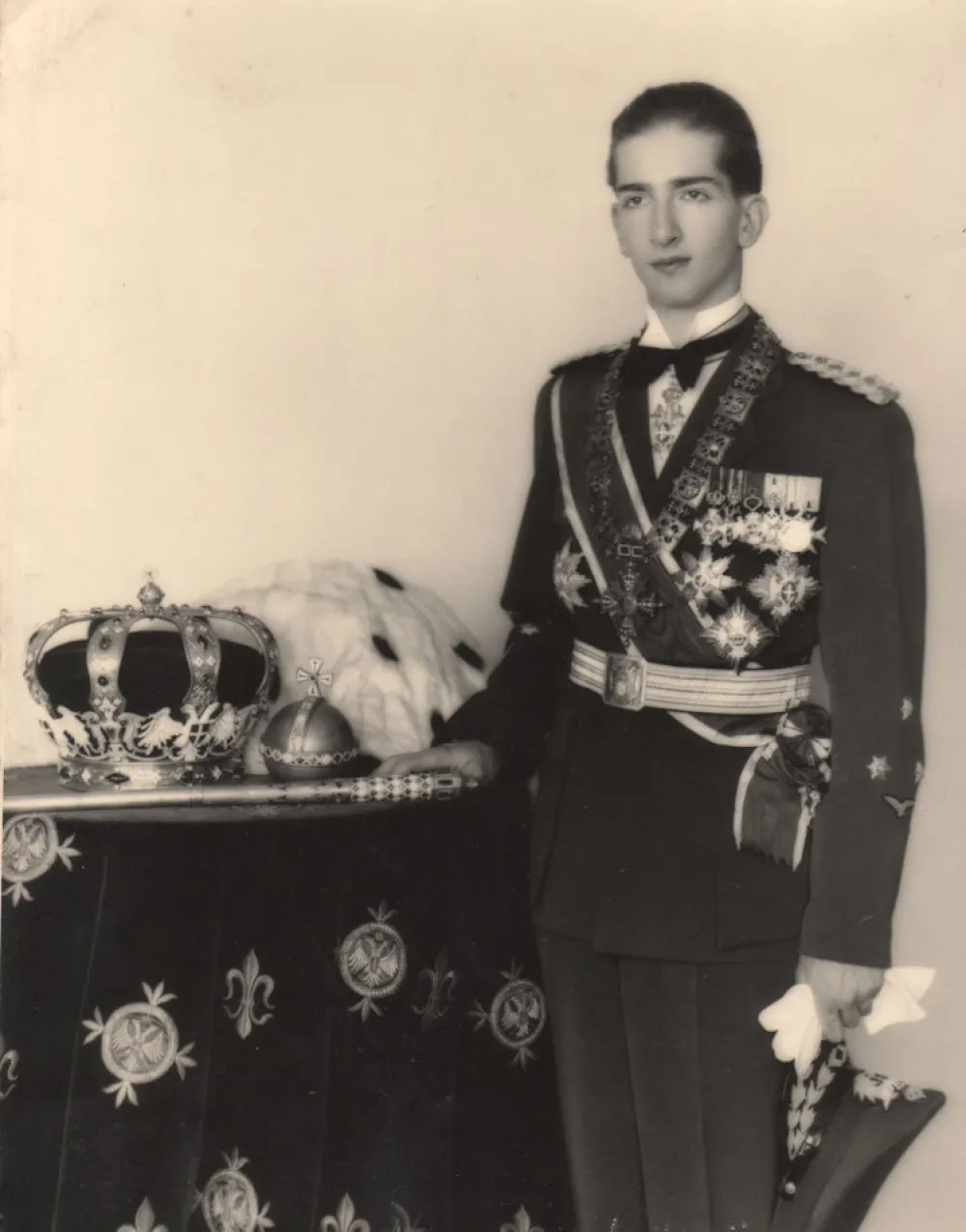 Краљ Петар Други Карађорђевић на дан преузимања круне, 28. марта 1941. 