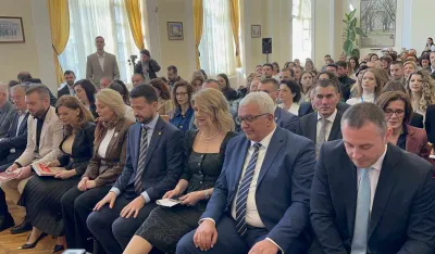 Dan &scaron;kole, Gimnazija "Slobodan &Scaron;kerović"