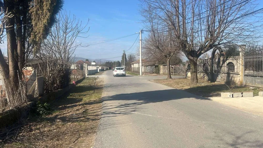 Stanovnici &Scaron;u&scaron;unje ogorčeni: Dviјe godine "ležeći" put putuјe i ne stiže