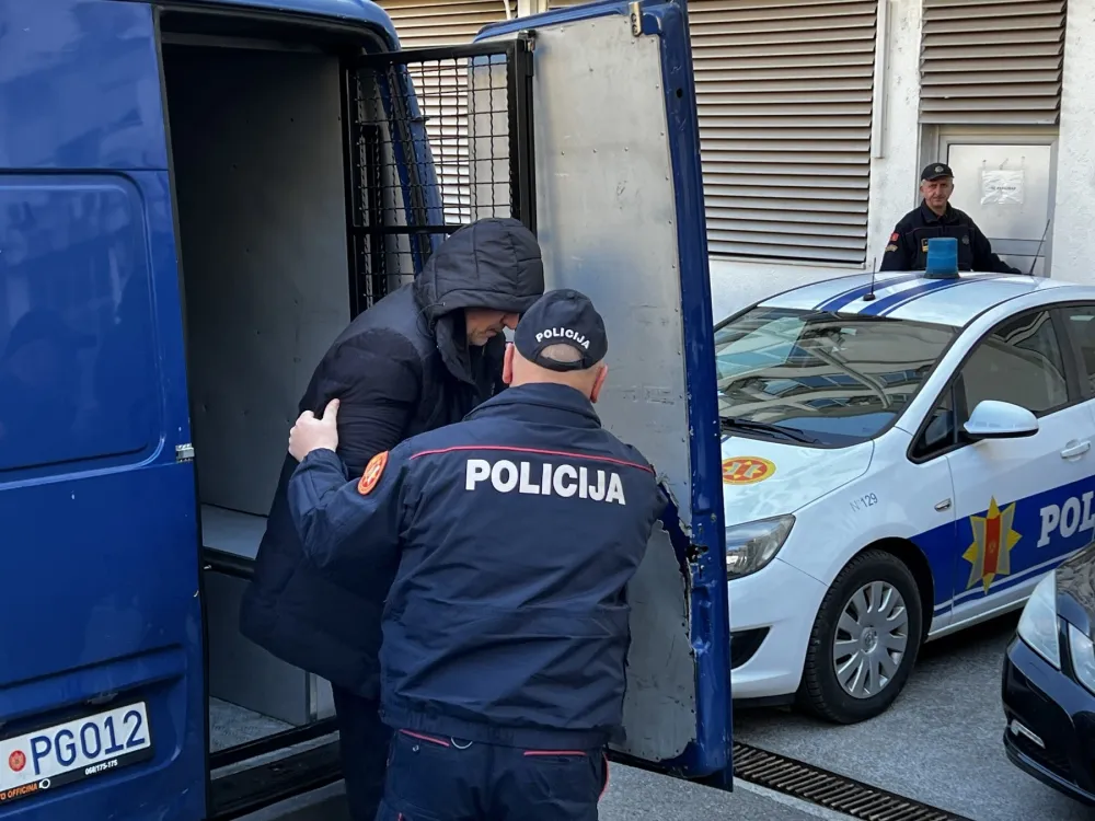 Detalji istrage protiv Mijajlovića i grupe: Po sedam konteјnera cigara stizalo iz Emirata