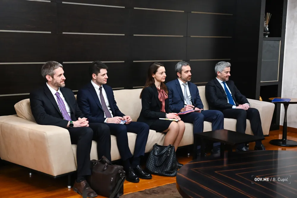 EIB: Vlada čuva državu od fiskalnih rizika, otvaramo kancelariju u Podgorici kao izraz povjerenja