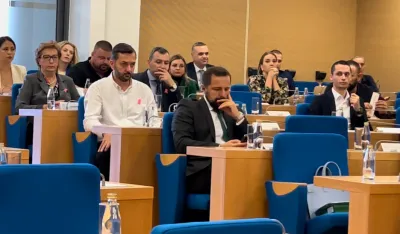 Radna grupa konstatovala: Mjesne zajednice osloboditi partijskih interesa