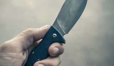 Unsplash, ilustracija, nož