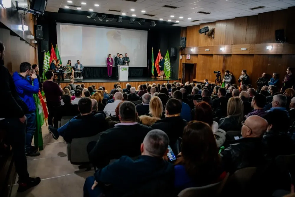 "Tuča" u PES-u zbog fotelja u EPCG dokaz da su im rezultati kompanije na posljednjem mjestu