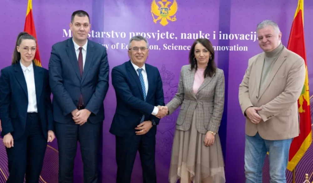 EPCG i MPNI: Solarni paneli uskoro na &scaron;kolama