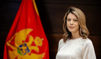 Novaković Đurović sa Varheljijem: URA ostaje posvećena evropskoj budućnosti Crne Gore