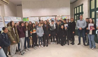 Izložba đačkih radova u KIC-u "Zeta": Izabrano 14 najboljih 