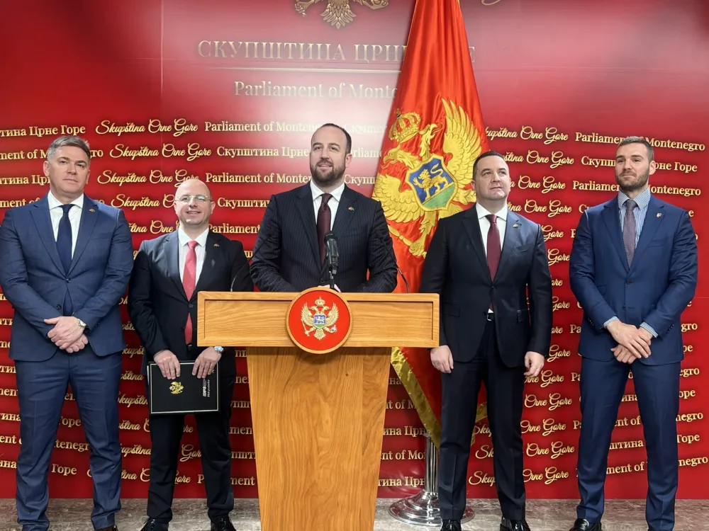 Pres konferencija DPS