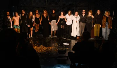 (VIDEO) Premijerno izvedena predstava "Smrt i njeni hirovi": Suočavanje sa nama samima