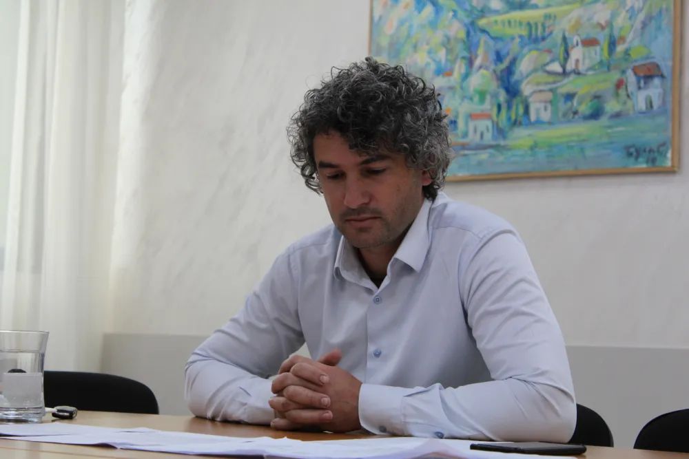 Krstović: Ko god pristane da se makar i za pedalj smanji na&scaron;a teritorija za to će snositi odgovornost