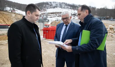 Mandić posjetio Mojkovac: Vlada i parlamentarna većina će uložiće napor da se zavr&scaron;i most na Tari