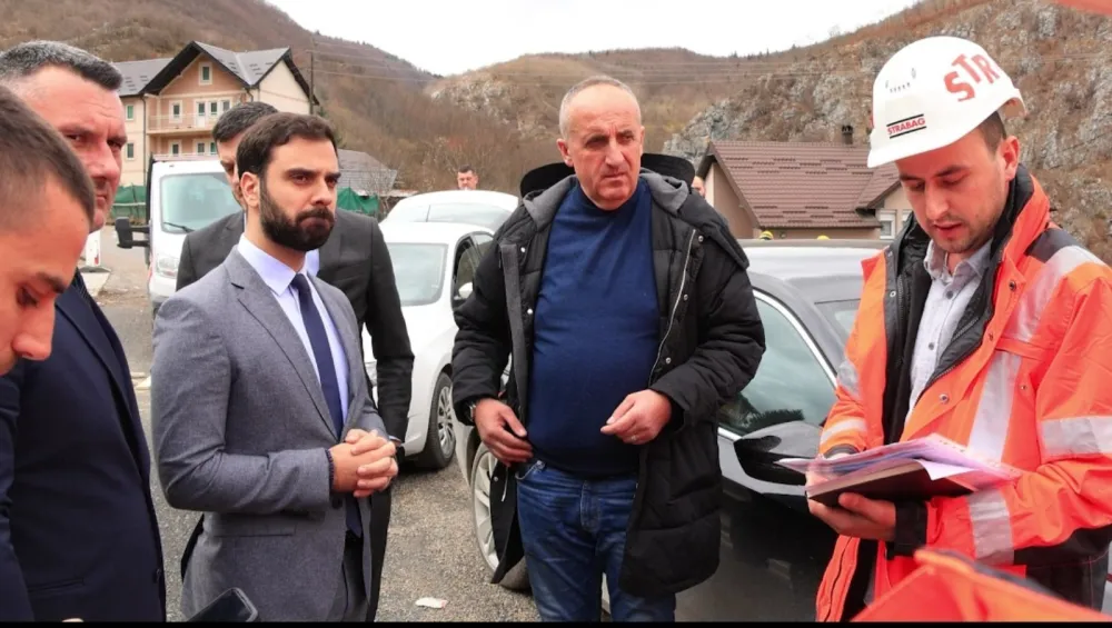 Ministar Radulović obi&scaron;ao radove na dionici Rožaje - &Scaron;piljani