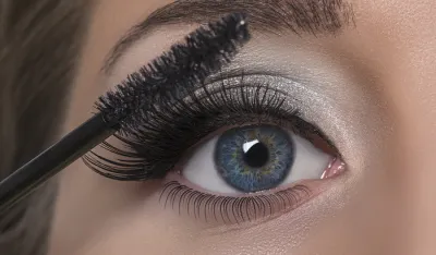 Makeup. Make-up. Applying Mascara. Long Eyelashes
