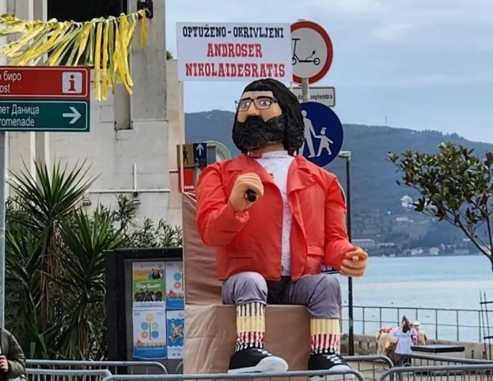 VDT će preispitati eventualno postojanje krivičnog djela u slučaju spaljivanja lutke Nikolaidisa