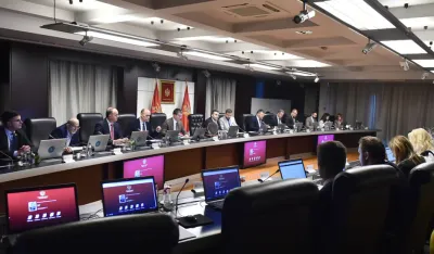 MF: Vlada vraća stare dugove, zaduženje zbog odgovornog upravljanja javnim dugom