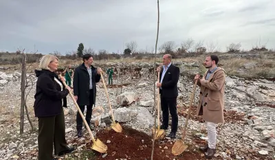Injac i Zečević po&scaron;umljavali brda