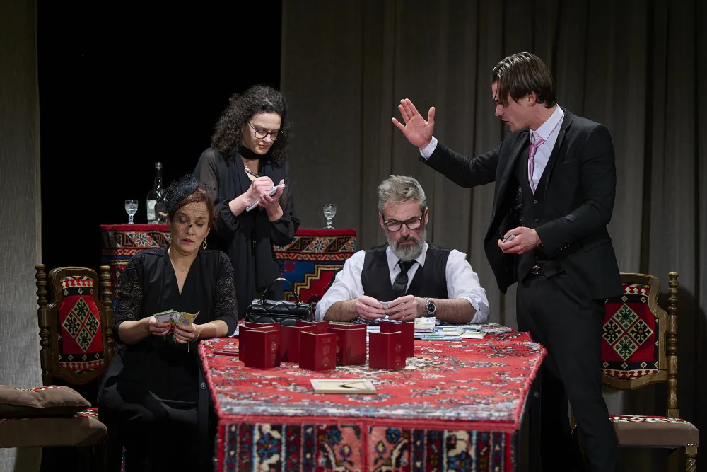 "Krst sa petokrakom" na scenama u Cetinju, Tivtu, Nik&scaron;iću i Danilovgradu