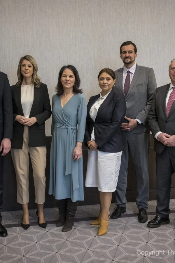 Berbok sa članovima Odbora za evropske integracije