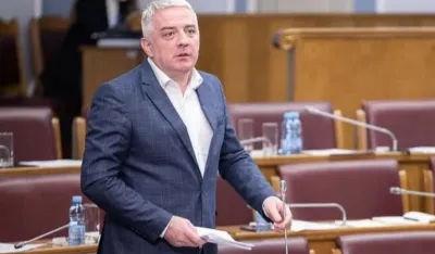 Vučurović o protestima na Cetinju: DPS promovi&scaron;e politiku mržnje i ekstremizma