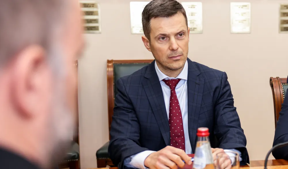 Sa&scaron;a Mujović