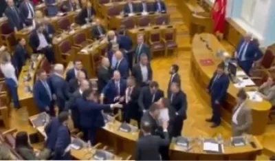 Evropski put uz psovke, svađe poslanika i proteste građana