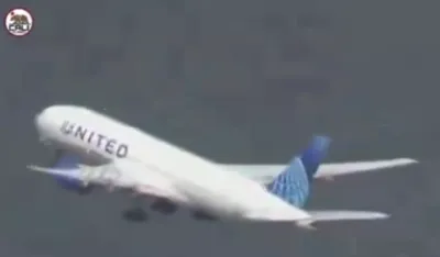(VIDEO) Drama na nebu: Avionu sa 235 putnika otpao točak pri poletanju, automobil na aerodromu smrskan