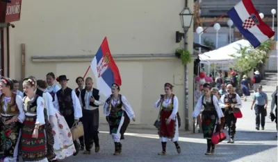 Učesnici Međunarodnog festivala folklora na zagrebačkim ulicama
