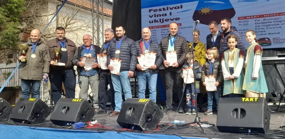 Festival vina i ukljeve: Vukićeviću i Rajkoviću glavne nagrade