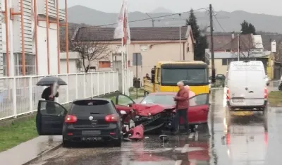 Podgorica: Vi&scaron;e osoba povrijeđeno u sudaru kod Titeksa