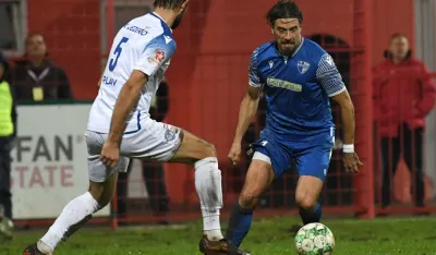 Dečić na ispitu protiv Jezera