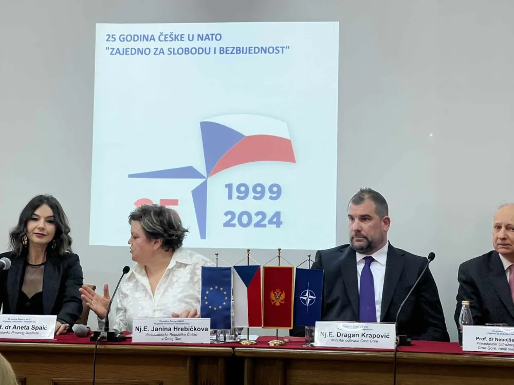 25 godina Če&scaron;ke u NATO-u