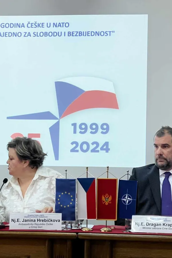 25 godina Če&scaron;ke u NATO-u